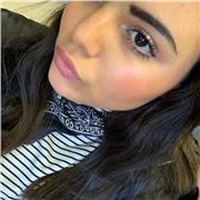 Studente a cui piace inglese